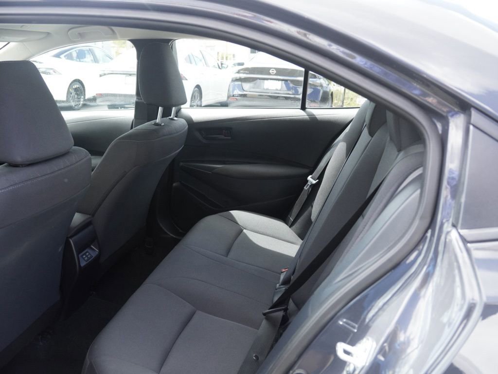 Used 2025 Toyota Corolla LE image 16