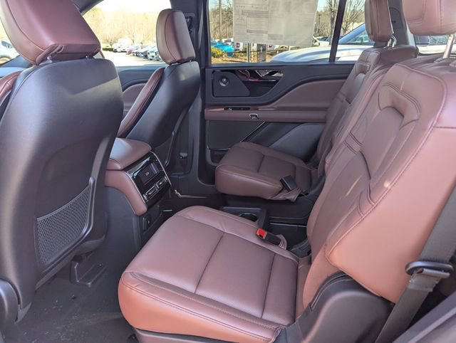 New 2026 Lincoln Aviator Reserve w/ Jet Appearance Package image 14