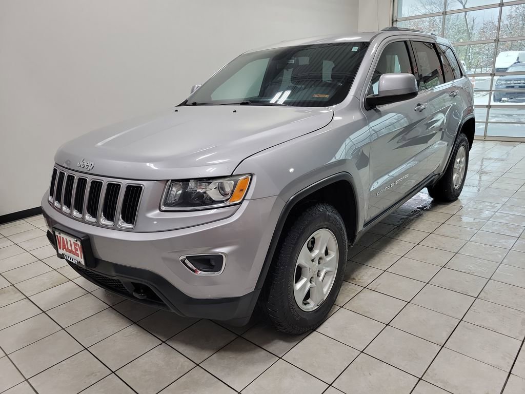 Used 2016 Jeep Grand Cherokee Laredo w/ Quick Order Package 23E image 11