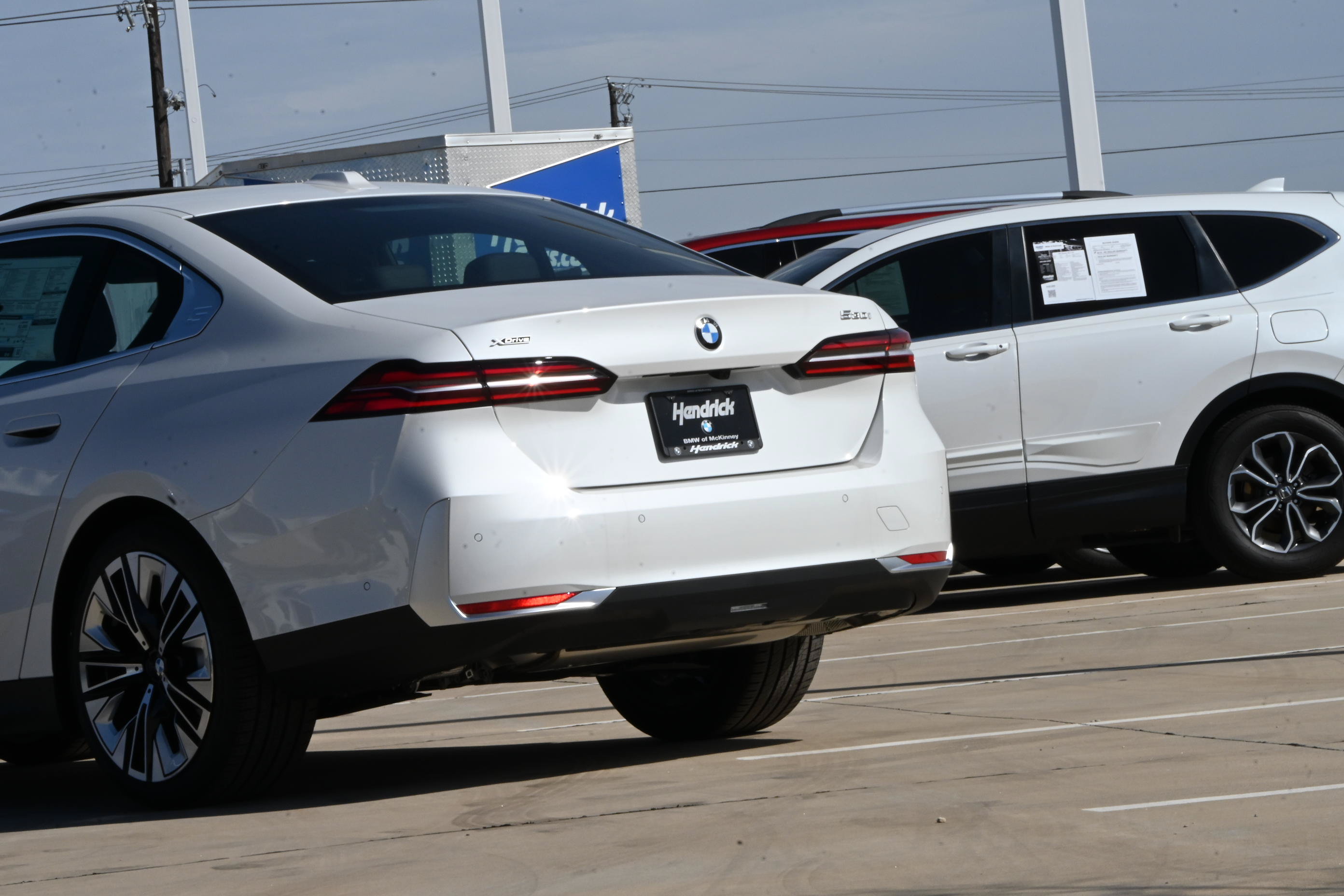 Used 2026 BMW 530i xDrive w/ Premium Package AWD/4WD image 5