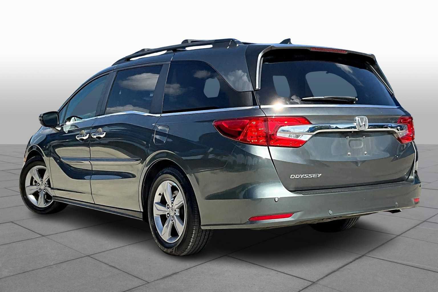 Used 2018 Honda Odyssey EX image 11