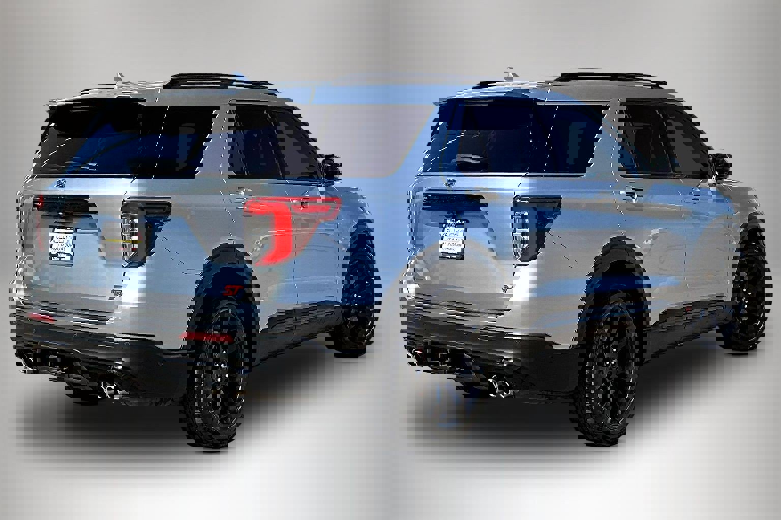 Used 2020 Ford Explorer ST w/ ST High-Performance Pack image 6