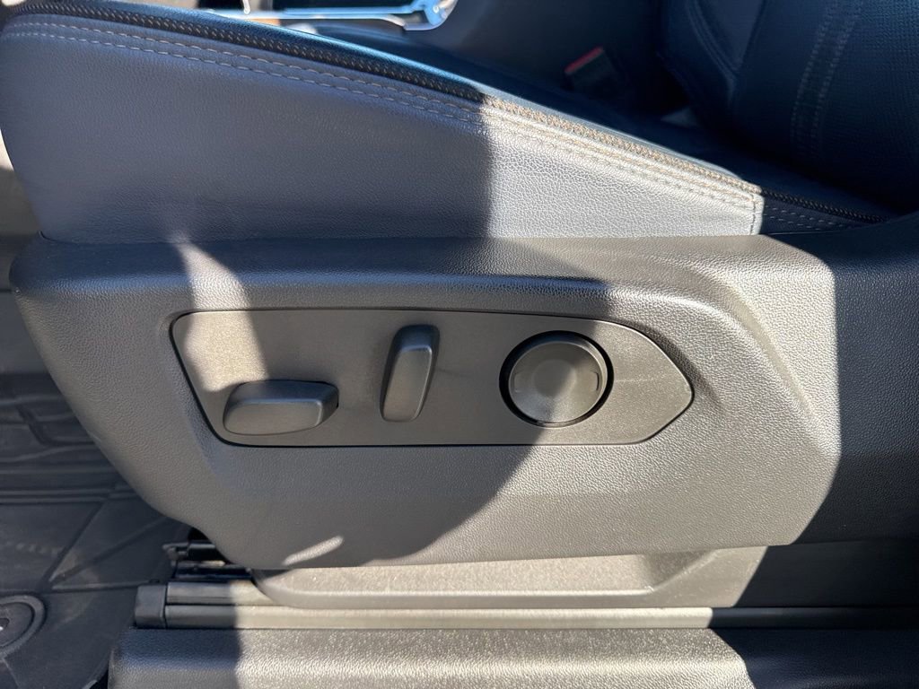 Used 2023 Chevrolet Silverado 1500 High Country w/ High Country Premium Package image 10