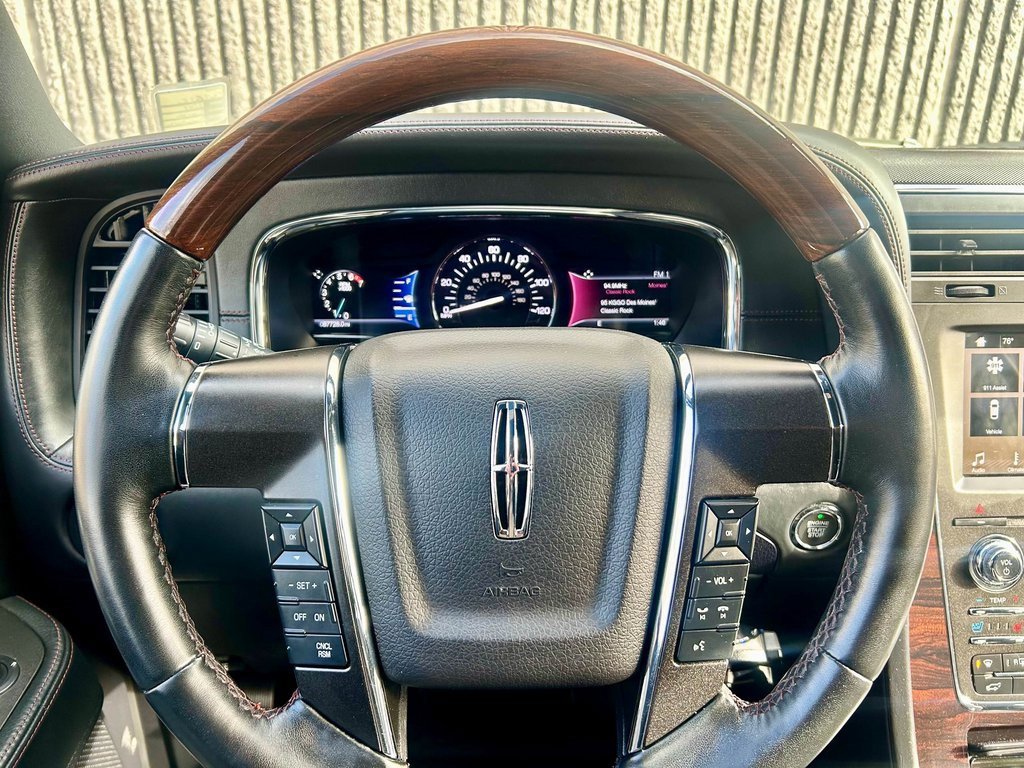 Used 2017 Lincoln Navigator L Reserve image 36