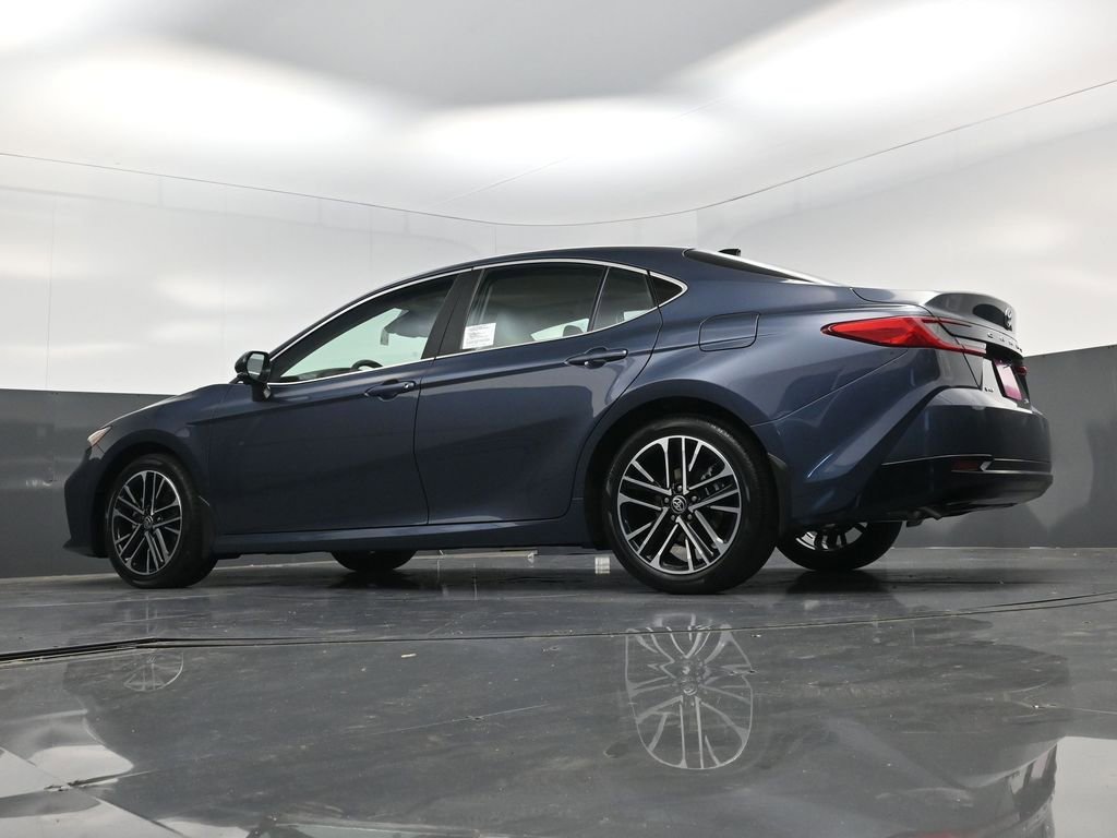 Used 2026 Toyota Camry XLE w/ Premium Plus Package image 19