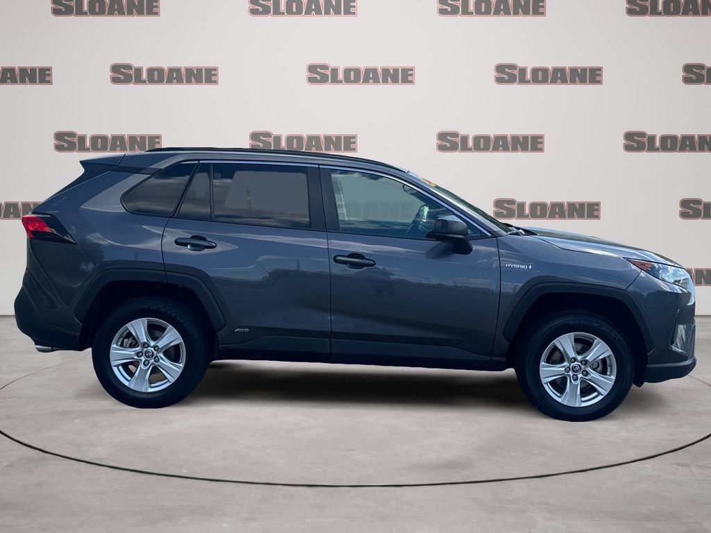 Used 2021 Toyota RAV4 LE AWD/4WD image 6