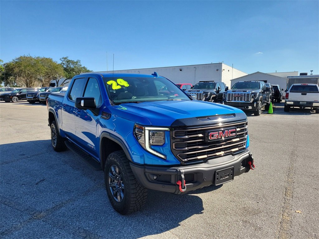 Used 2024 GMC Sierra 1500 AT4X image 17
