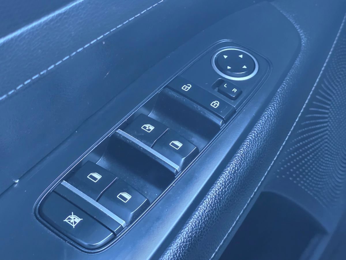 Used 2020 Kia Forte GT-Line image 27