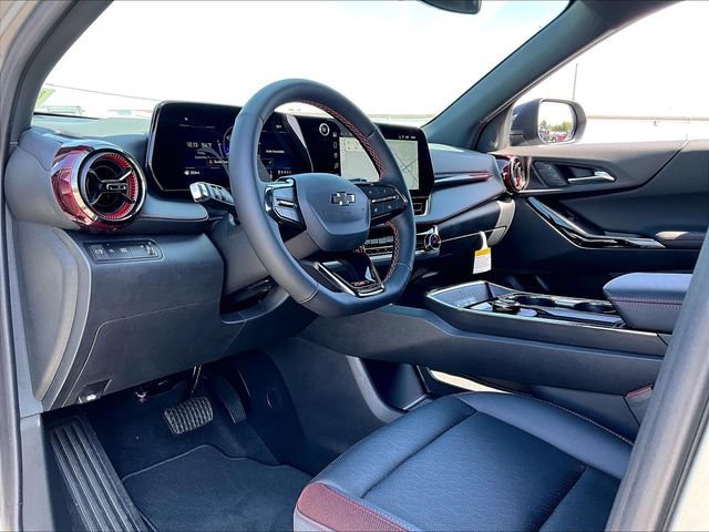 New 2027 Chevrolet Equinox RS w/ Convenience Package III FWD image 8
