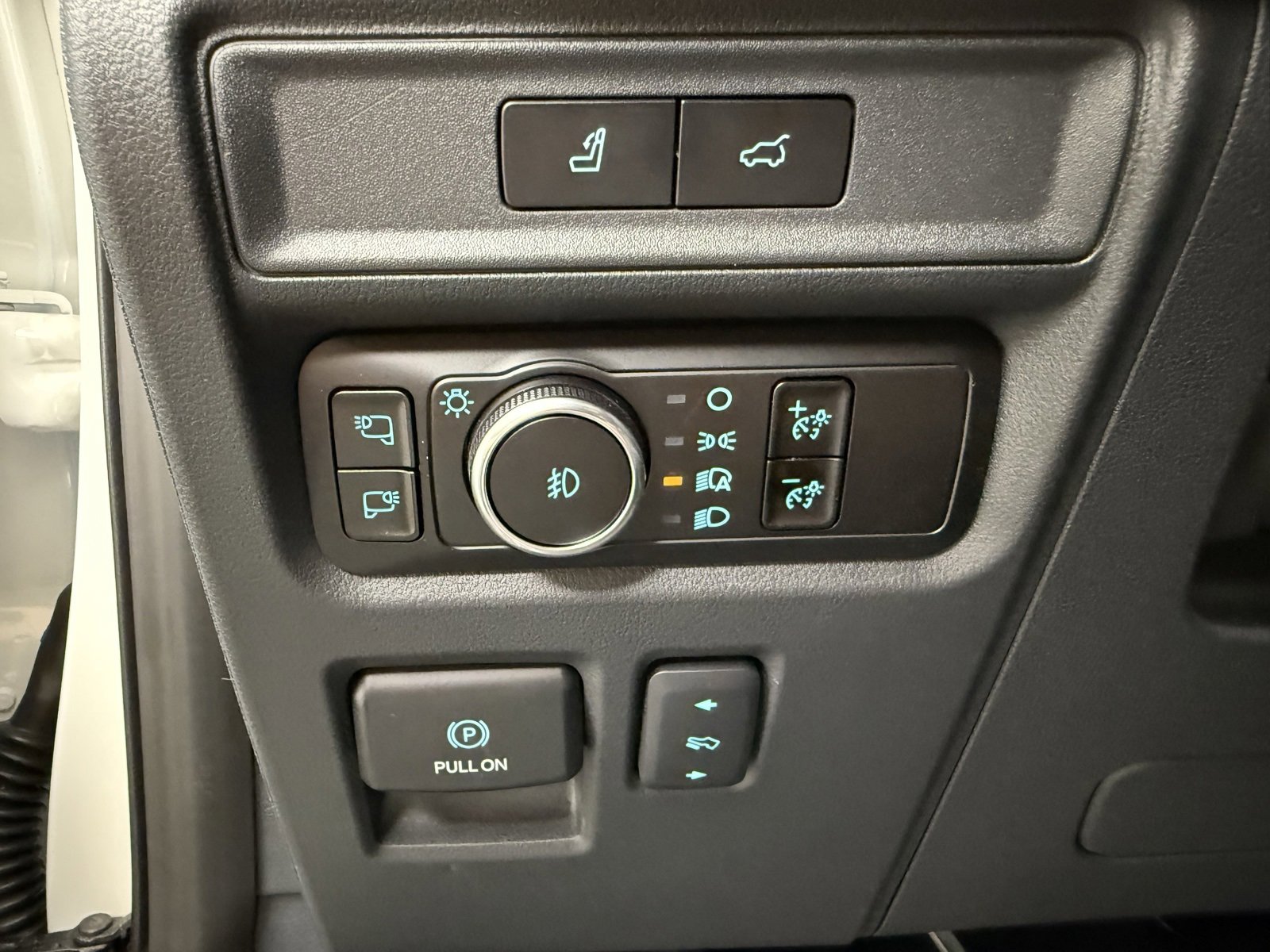 Used 2024 Ford Expedition Max Platinum image 14