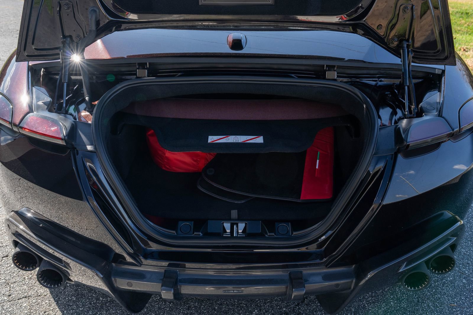 Certified 2024 Ferrari Roma Spider image 13