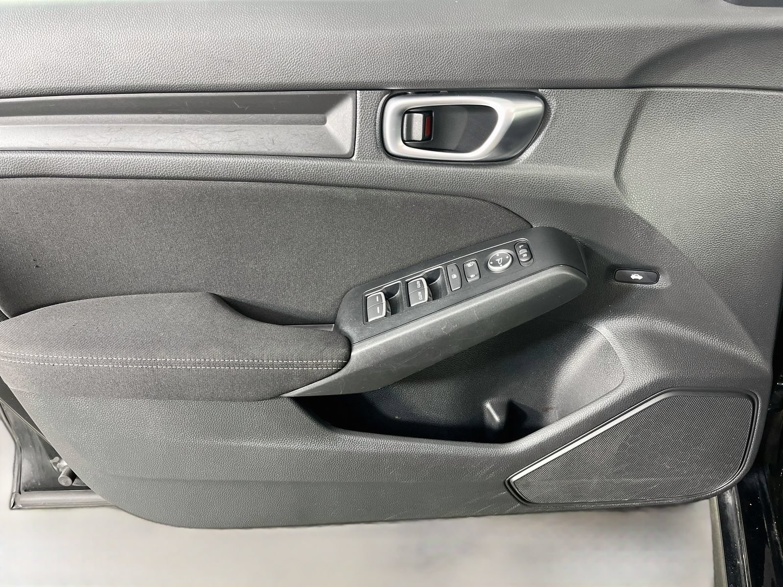 Used 2024 Honda Civic Sport image 23