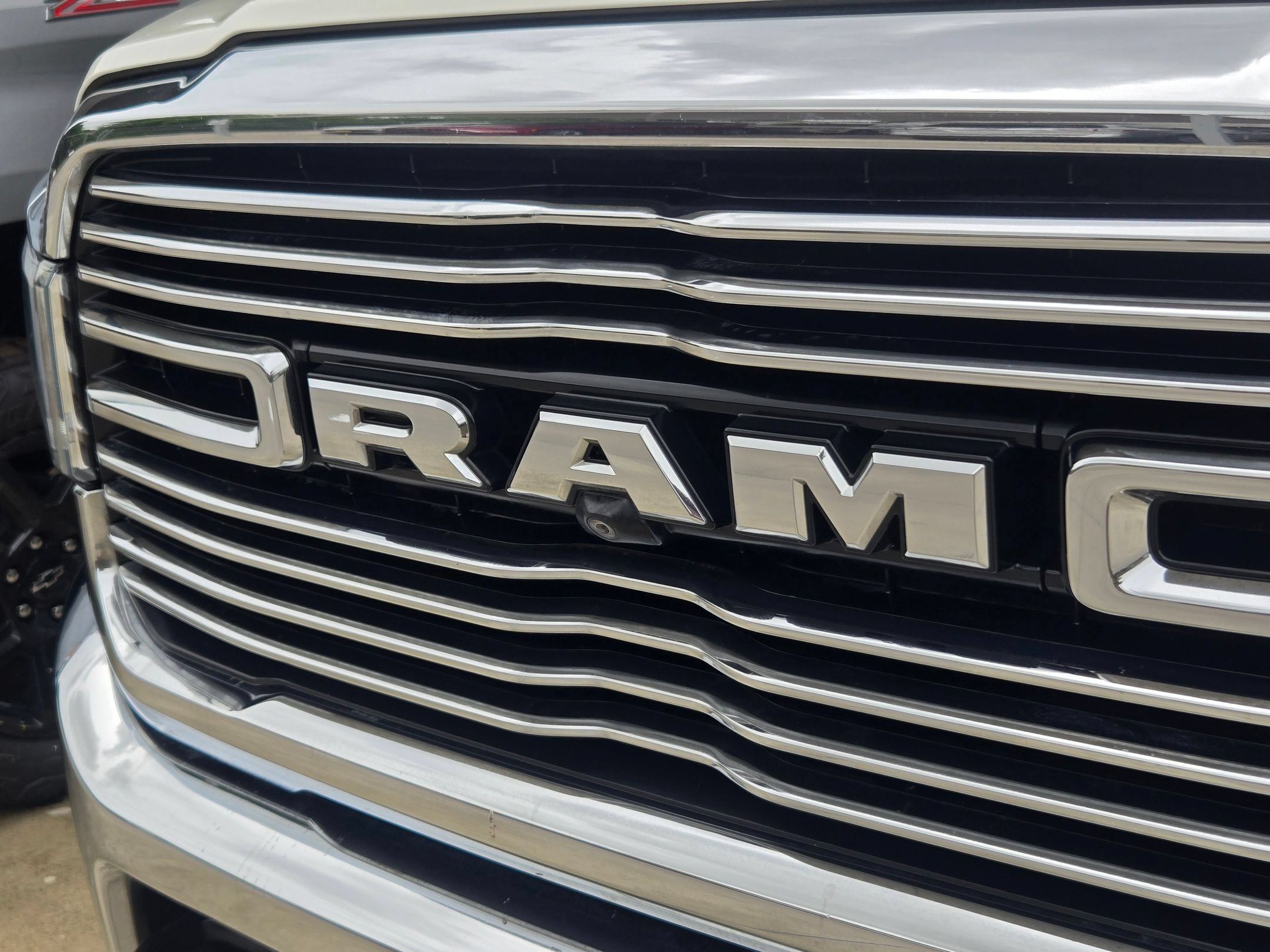 Used 2020 RAM 2500 Laramie AWD/4WD image 4