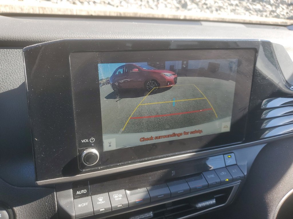 Used 2025 Toyota Camry LE FWD image 4