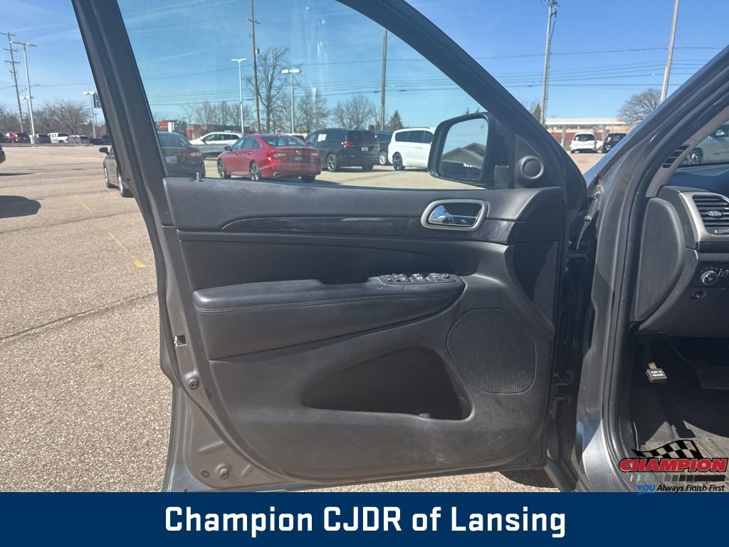 Used 2012 Jeep Grand Cherokee Laredo image 22