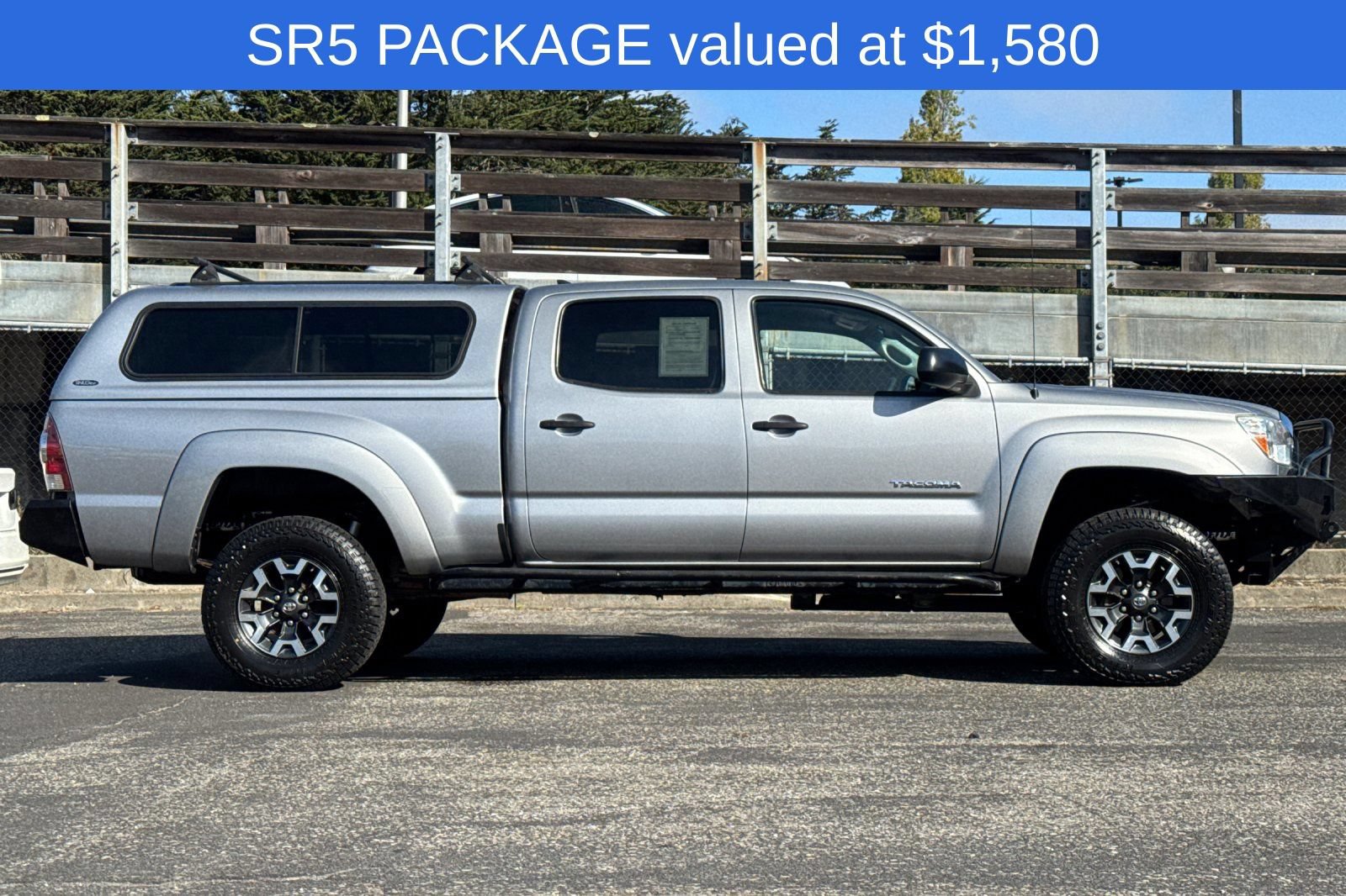 Used 2014 Toyota Tacoma 4x4 Double Cab w/ SR5 Package image 3