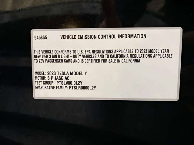 Used 2023 Tesla Model Y Performance image 87