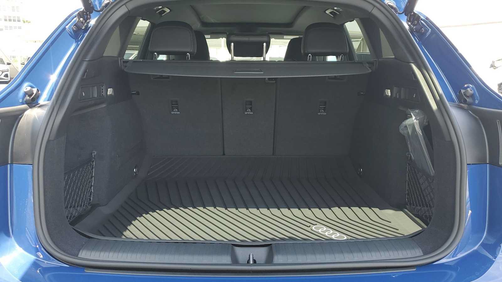 New 2027 Audi SQ6 e-tron Premium Plus AWD/4WD image 34