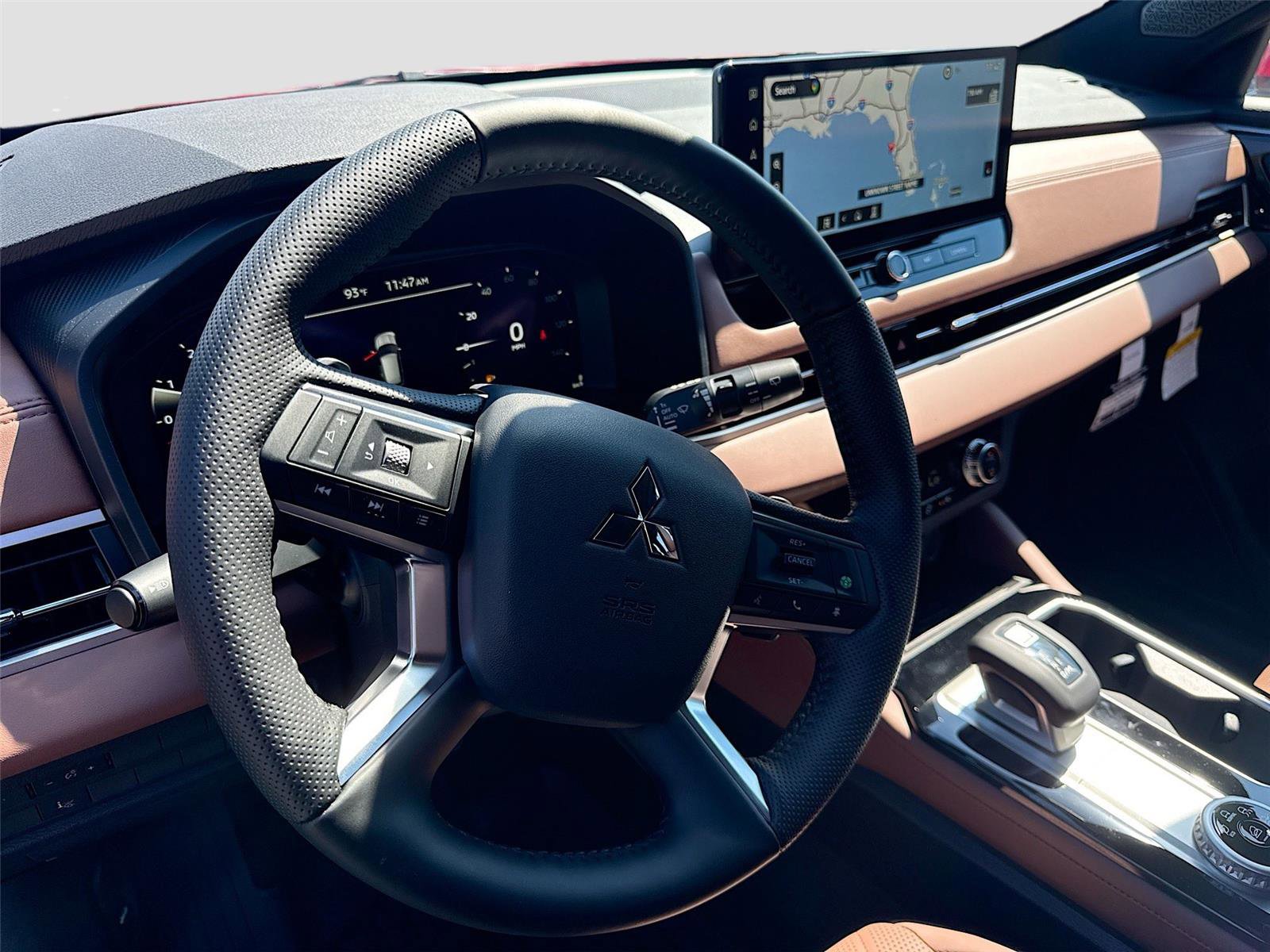 New 2025 Mitsubishi Outlander SEL image 9