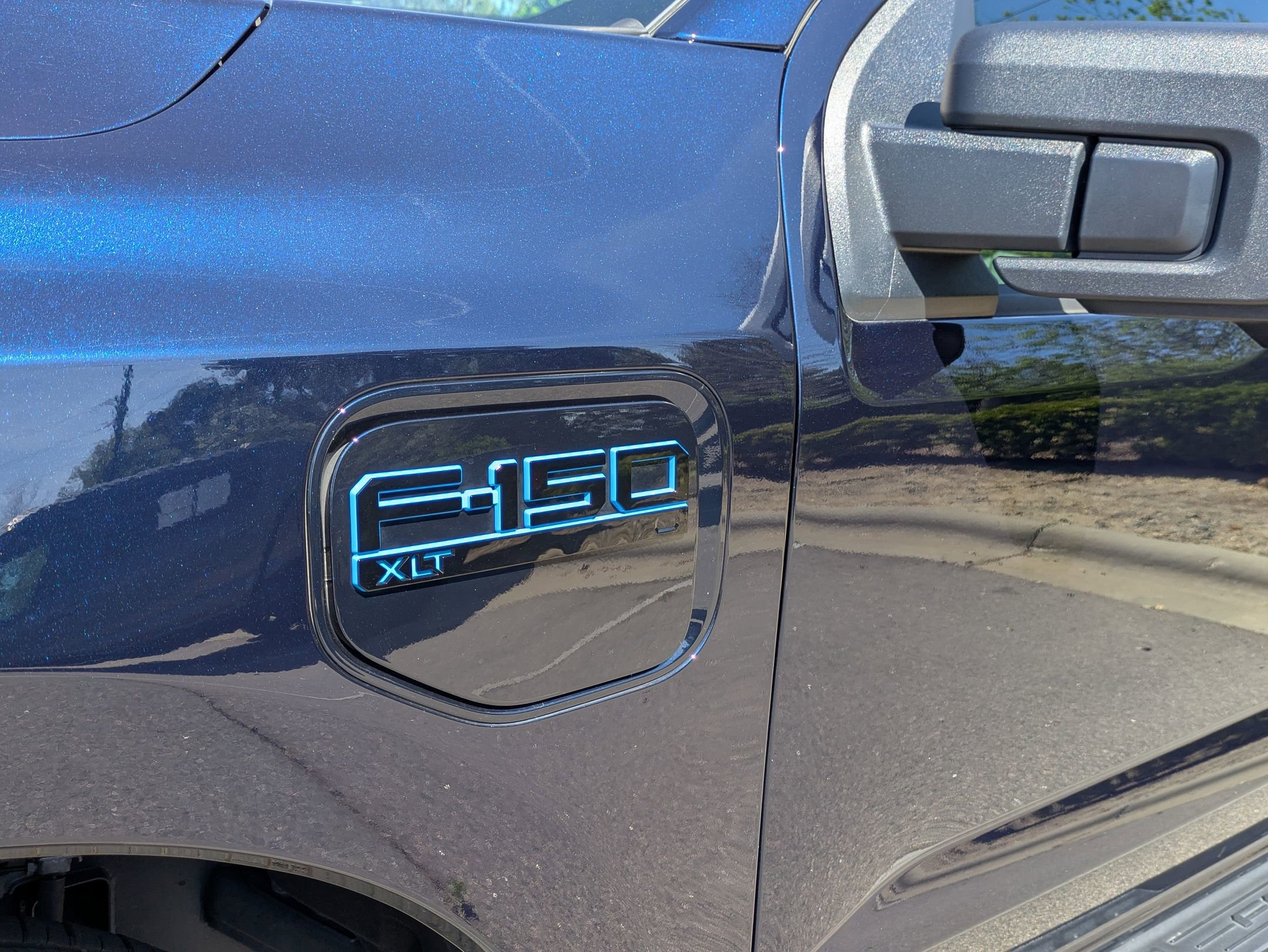Certified 2025 Ford F150 Lightning XLT w/ Max Trailer Tow Package AWD/4WD image 12