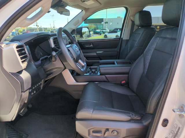 Used 2024 Toyota Tundra SR5 w/ SR5 Premium Package AWD/4WD image 18