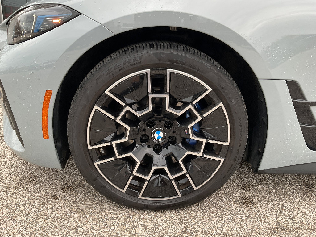 Used 2025 BMW i4 xDrive40i w/ M Sport Package AWD/4WD image 16