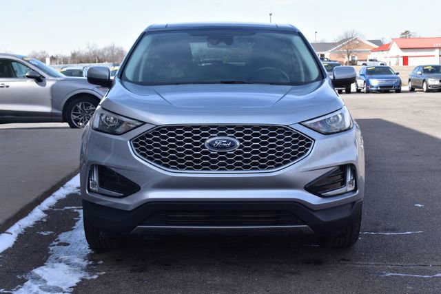Used 2024 Ford Edge SEL w/ Convenience Package image 8