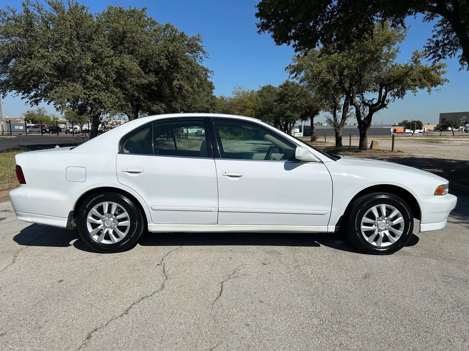 Used 2000 Mitsubishi Galant ES FWD image 4