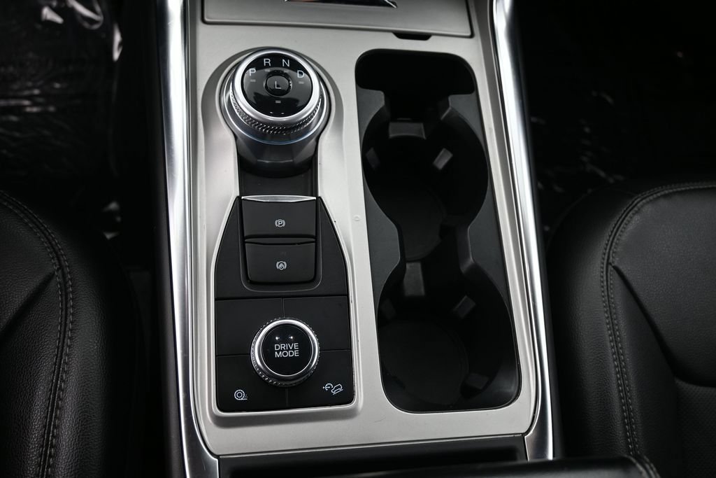 Used 2023 Ford Explorer Limited AWD/4WD image 29