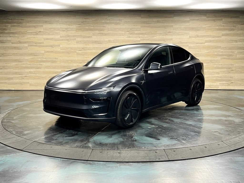 Used 2026 Tesla Model Y 2WD image 10