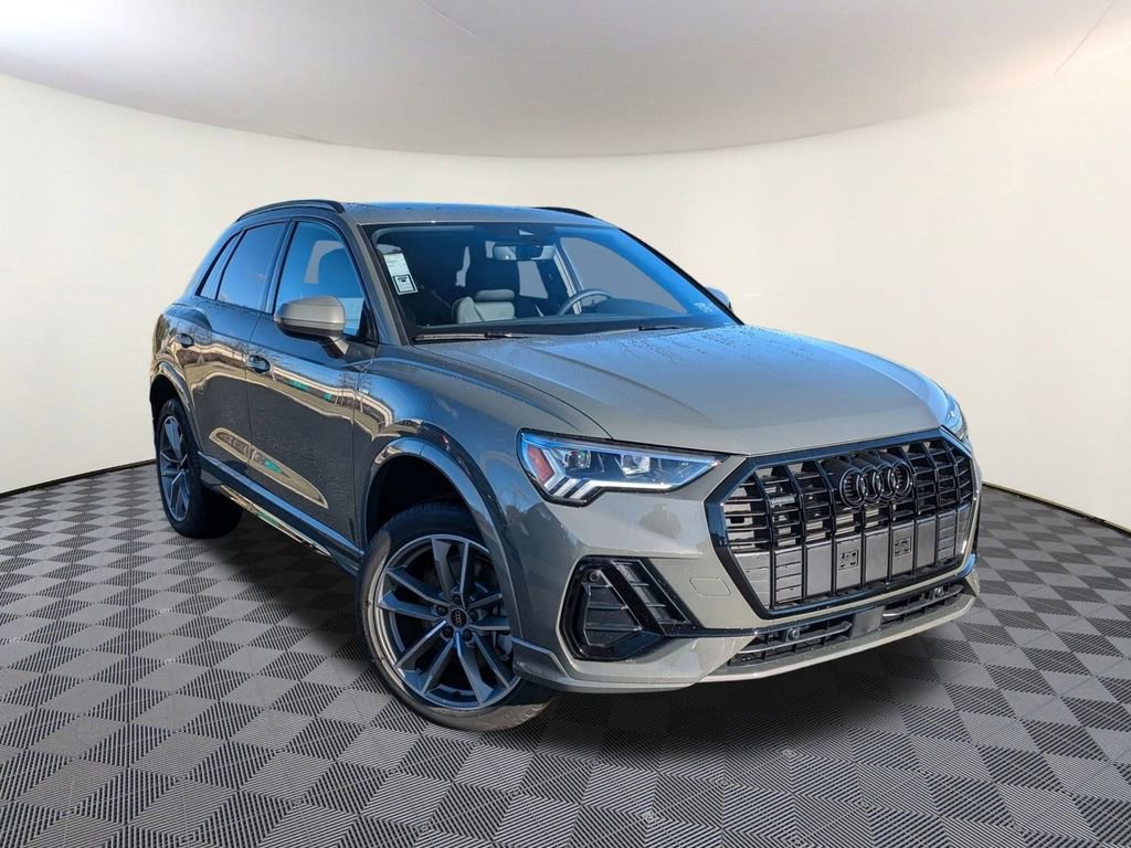 New 2025 Audi Q3 2.0T Premium