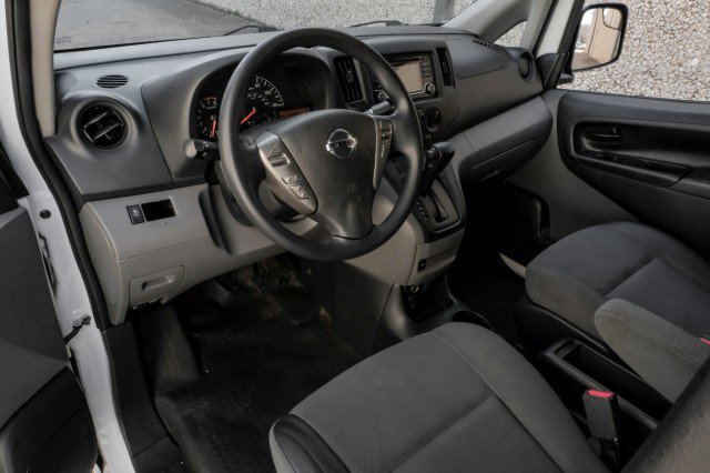 Used 2019 Nissan NV200 S w/ Cruise Control Package image 2