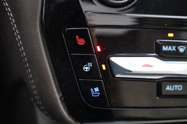 Used 2022 Ford Explorer Platinum w/ Equipment Group 601A image 9