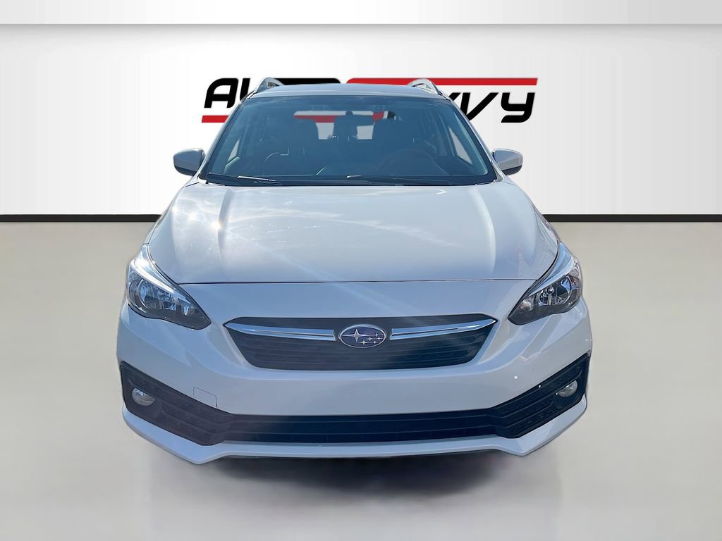 Used 2022 Subaru Impreza Premium image 2