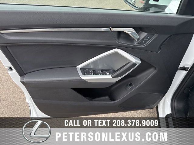 Used 2025 Audi Q3 2.0T Premium image 22