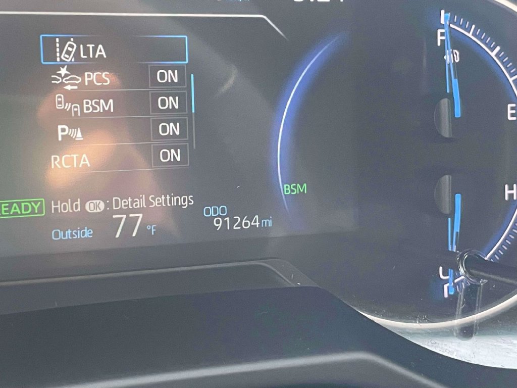 Used 2021 Toyota RAV4 XSE AWD/4WD image 30