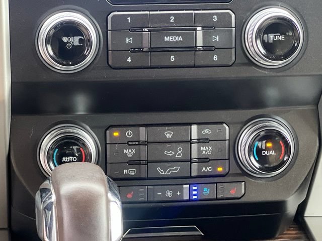 Used 2019 Ford F150 Lariat w/ Equipment Group 502A Luxury RWD image 31