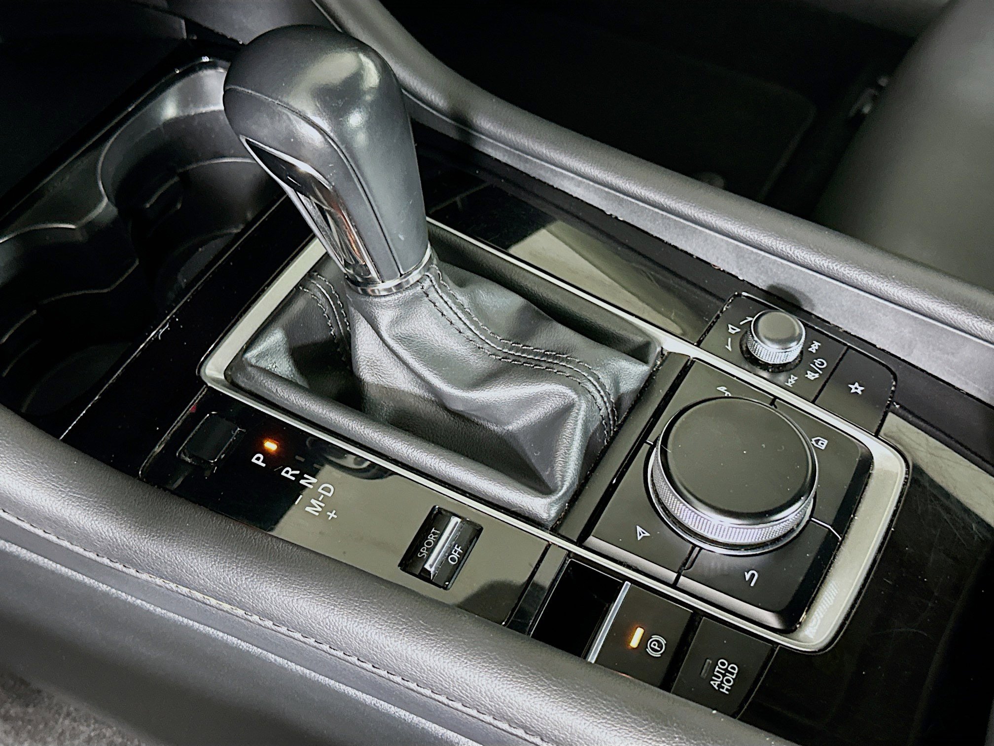 Used 2024 MAZDA MAZDA3 s FWD image 24