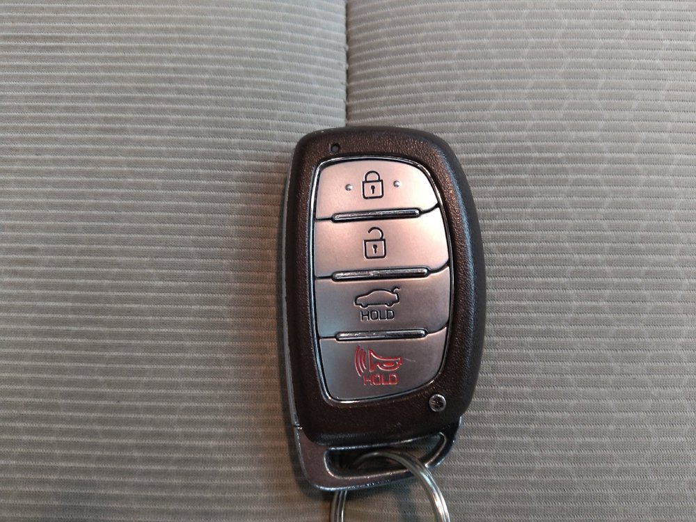 Used 2018 Hyundai Elantra Value Edition FWD image 32
