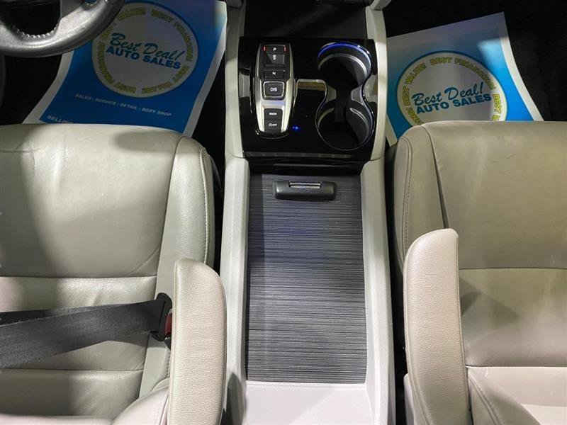 Used 2016 Honda Pilot Touring image 15