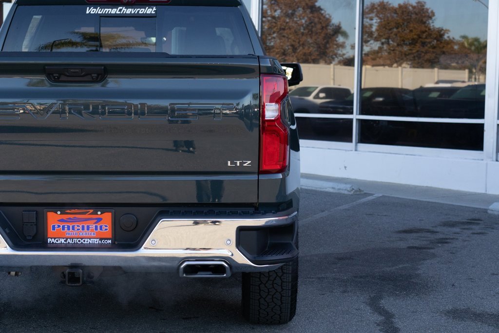 Used 2025 Chevrolet Silverado 1500 LTZ w/ LTZ Premium Package image 13