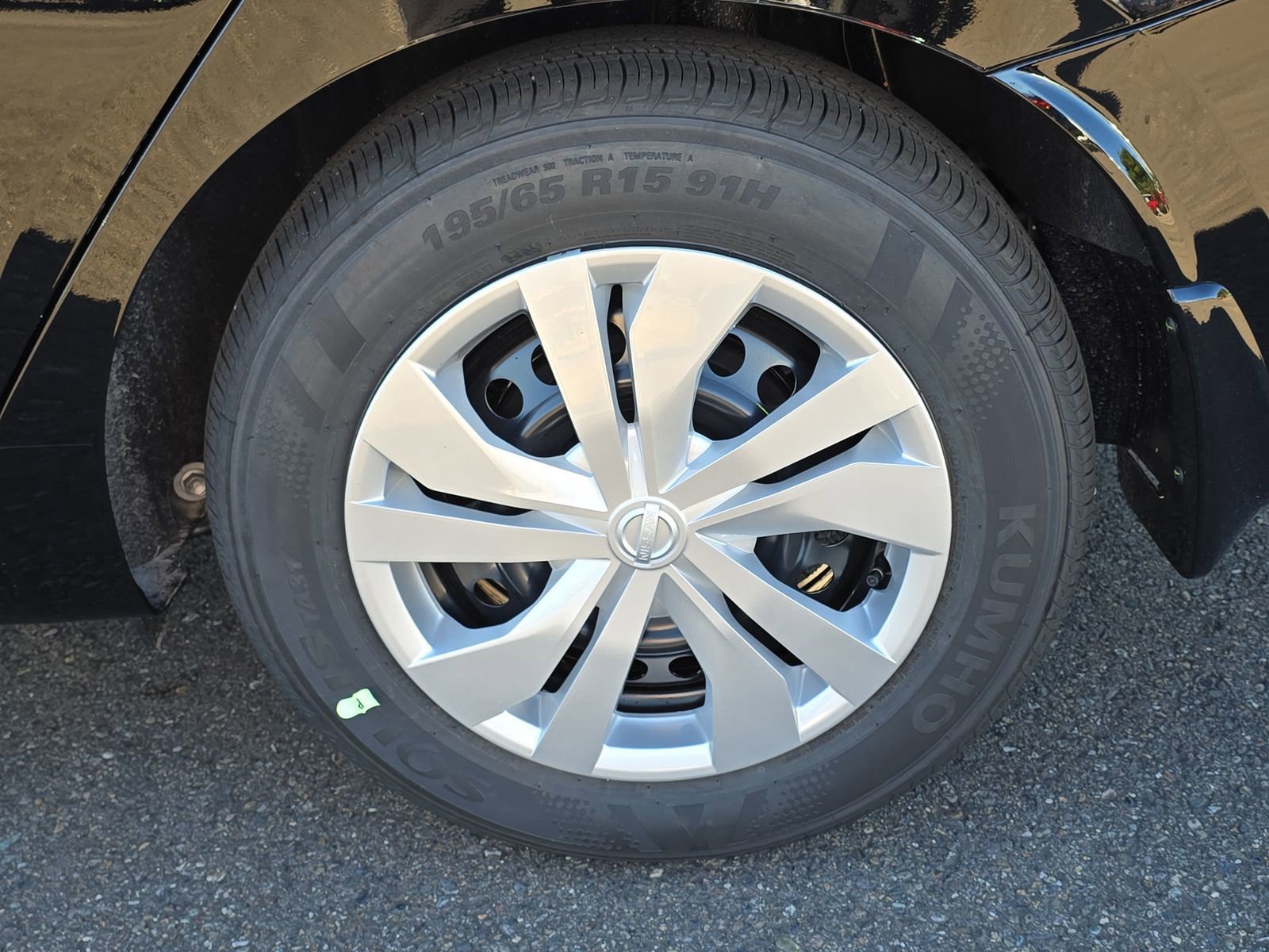 New 2025 Nissan Versa S w/ Trunk Package image 11