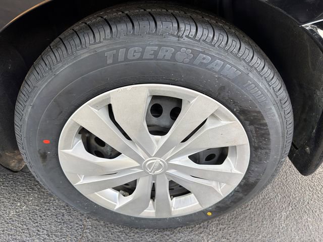 Used 2024 Nissan Versa S w/ Trunk Package FWD image 19