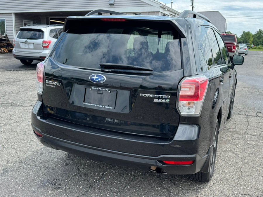 Used 2017 Subaru Forester 2.5i Premium w/ All-Weather Package AWD/4WD image 9