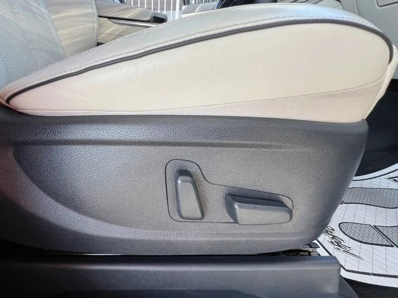 Used 2021 Hyundai Palisade Limited image 46