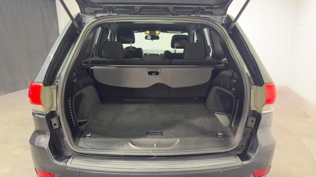 Used 2015 Jeep Grand Cherokee Laredo w/ Quick Order Package 23E RWD image 35