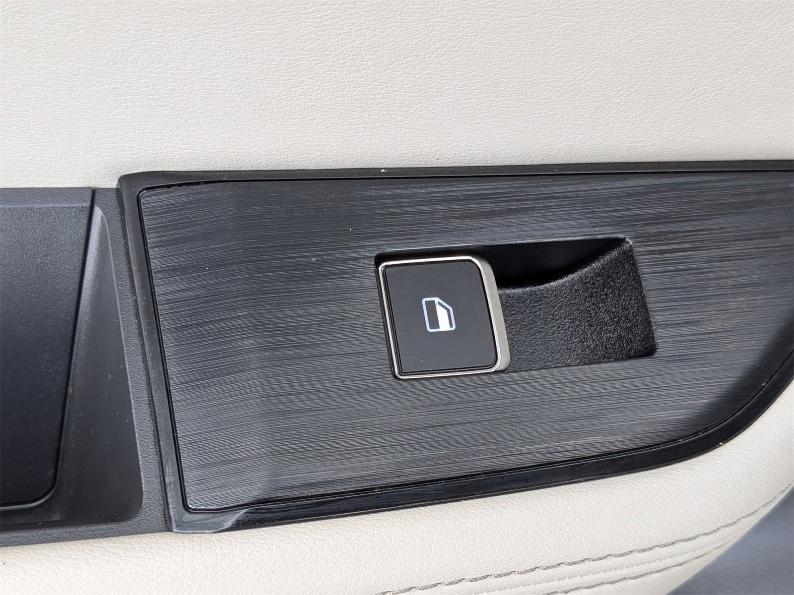 Used 2022 Nissan Rogue SL image 29