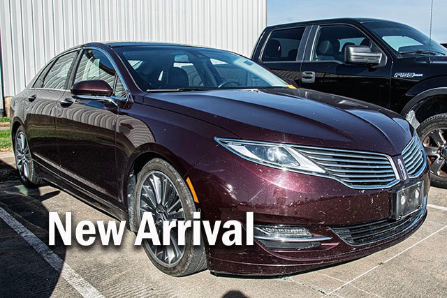 Used 2013 Lincoln MKZ FWD image 4