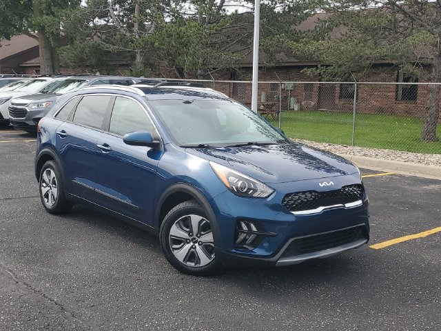 Used 2022 Kia Niro LX FWD image 1