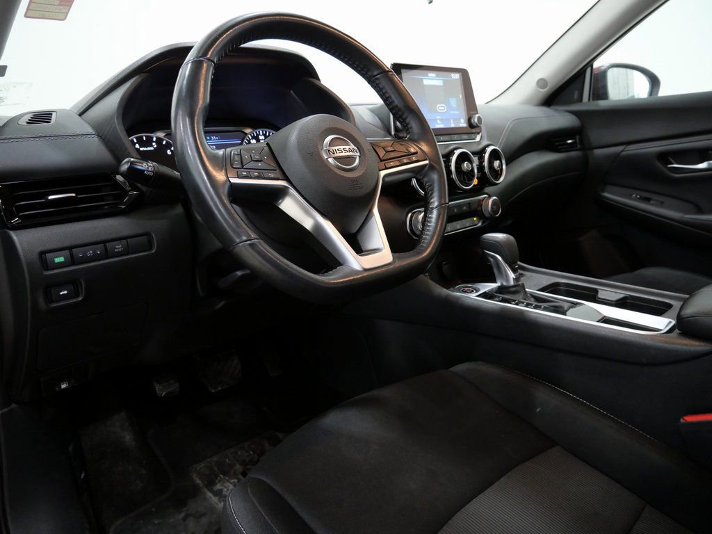 Used 2022 Nissan Sentra SV image 10